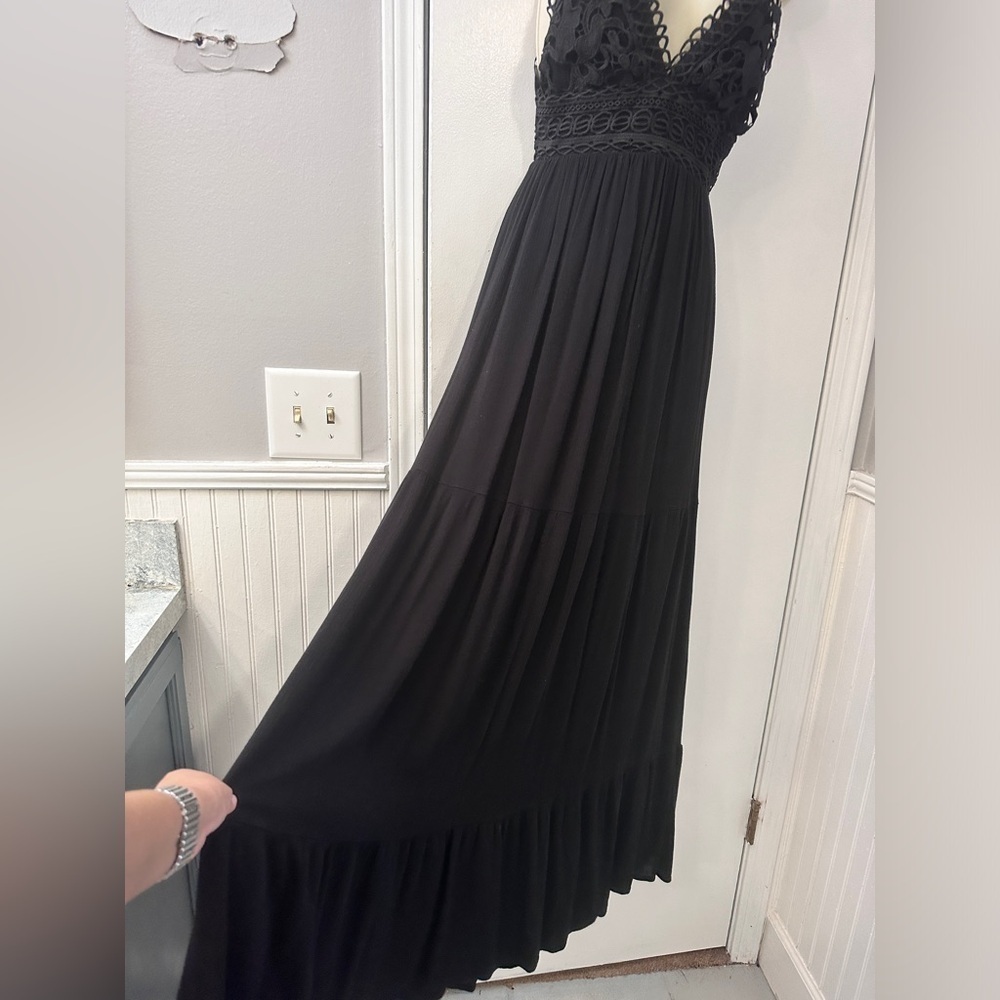Revamped Black Cutout Maxi Dress Crochet Lace Adjustable Straps 100% Rayon M - Picture 4 of 11
